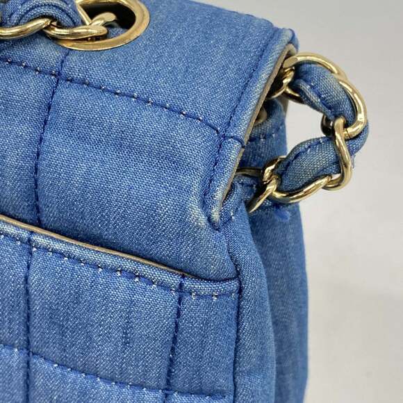CHANEL Blue Shoulder Bag - Picture 16 of 16